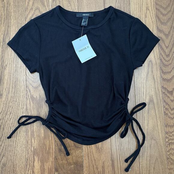 NWT Forever 21 Black Cropped Shirt Cinch Sides Side Ties Cutout Size Small - Picture 2 of 5